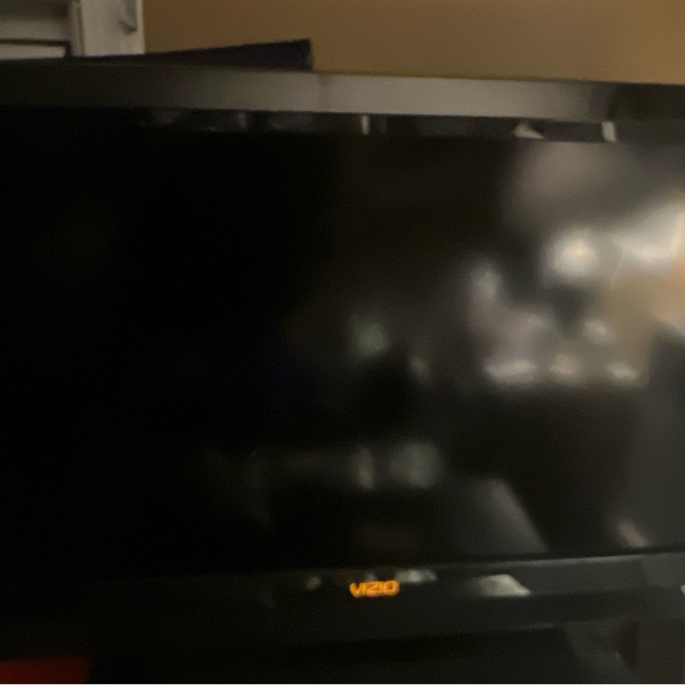 Semi-Old Vizio Tv (Local Pickup , Massachusetts)